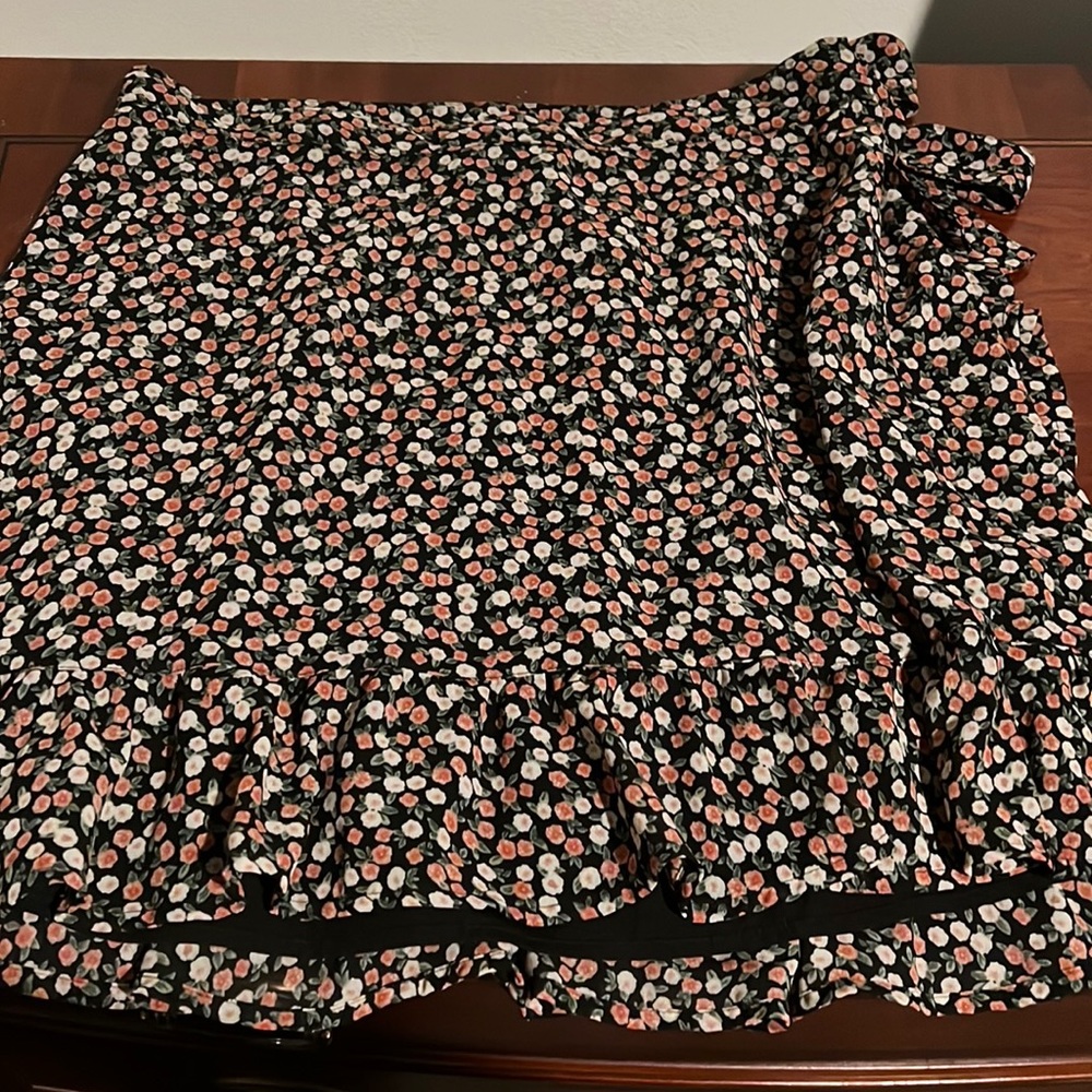 Floral chiffon skirt